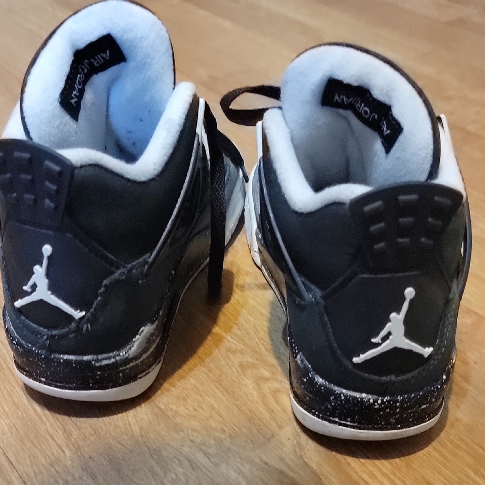 Jordan Retro 4 FEAR Size 3.5 - Picture 4 of 6